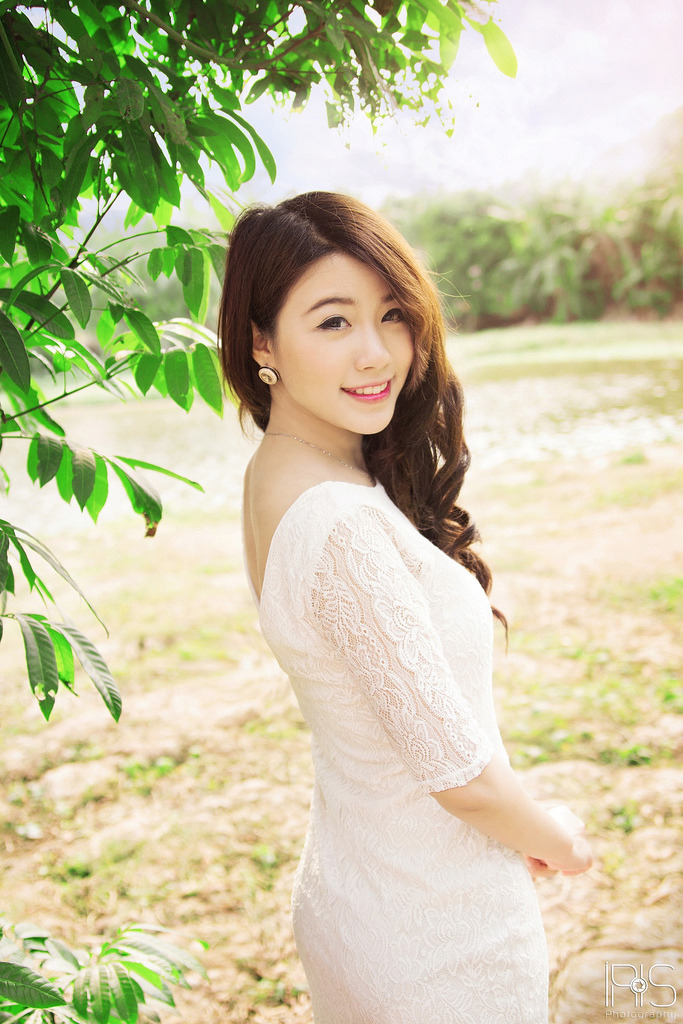 动漫美女胸被揉扒开吃奶无遮挡